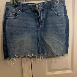 Size: 25 pacsun denim skirt